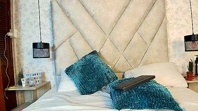 AmbarRaj live sex cam