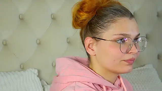 BellaMarebelle live sex cam