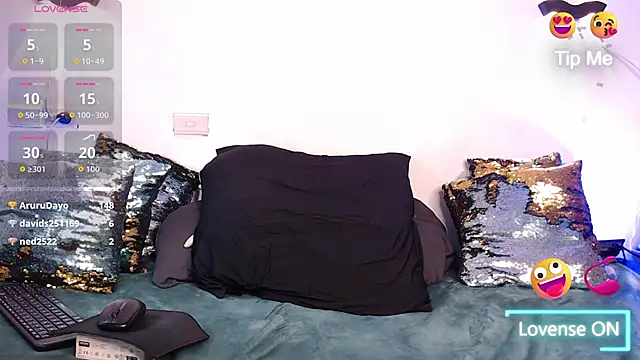 Emili_Roux live sex cam