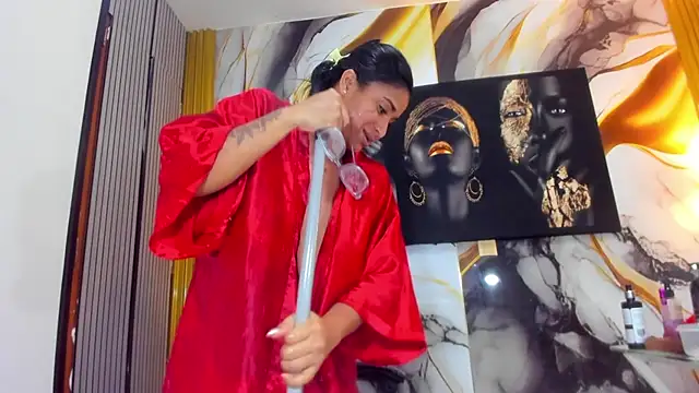 La_indiia live sex cam