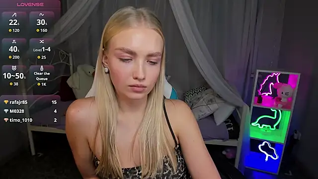 TessaGrays live sex cam