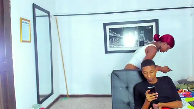 EvaxEmma live sex cam