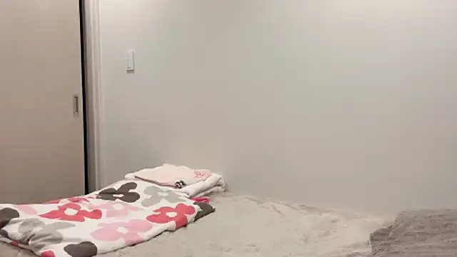 Ruru-ch live sex cam