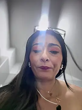 _Bella-Office1 live sex cam