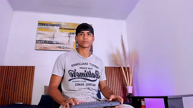 zander_2120 live sex cam