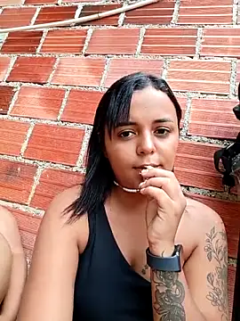 Naugthy-Mey live sex cam