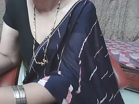 sunitha-3 live sex cam