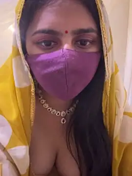 HeartQueen05 live sex cam