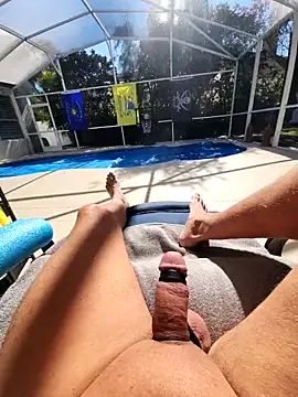 theclubist111's Stripchat show and profile