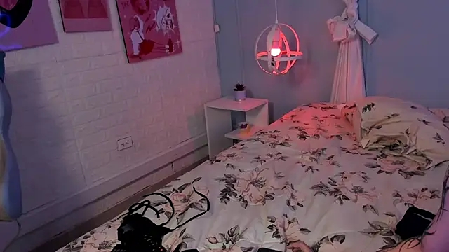 Hannahpage live sex cam