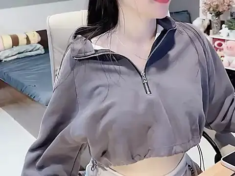 Eva-Public live sex cam