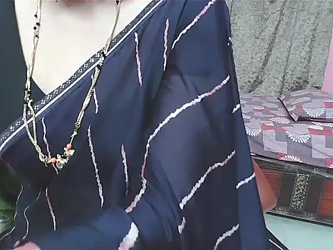 sunitha-3 live sex cam