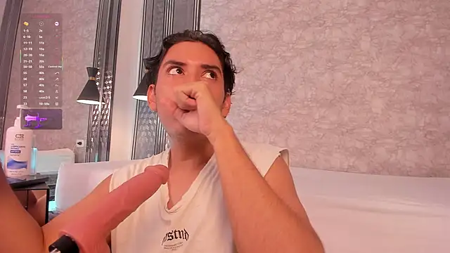 TheoHart_ live sex cam