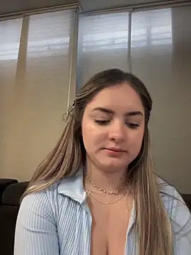 imlindapink live sex cam