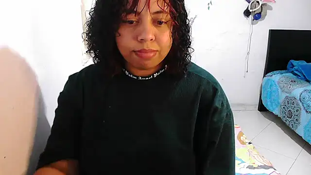 alexandraluv live sex cam