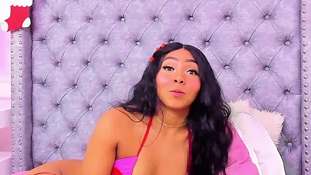 HaileeRoberts live sex cam