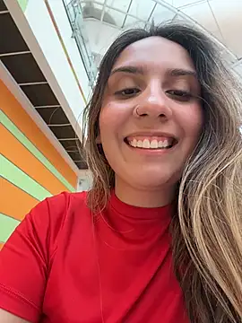 sarah_honey__ live sex cam