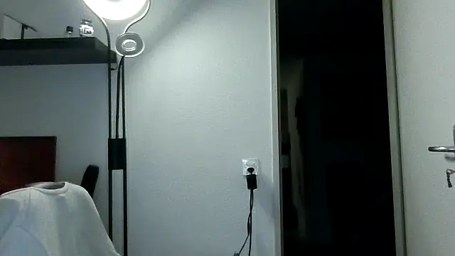 alpha-hunk live sex cam