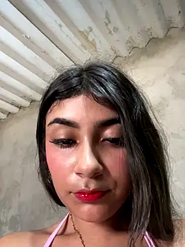 Sweed-virgin-pussy live sex cam