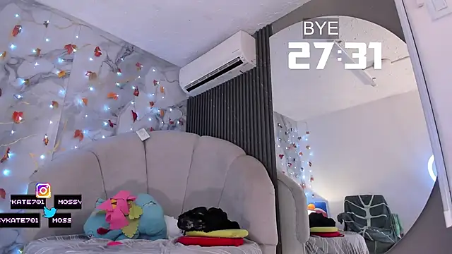 Katemoss70 live sex cam