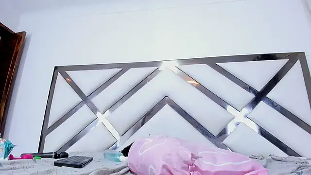 Shanelle__ live sex cam