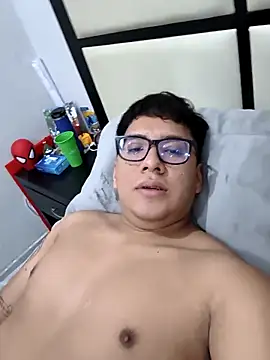 MiltonCede live sex cam