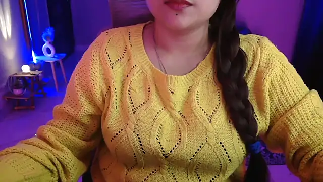 Mitikaa live sex cam