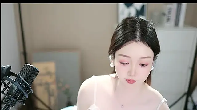 abbyli12 live sex cam