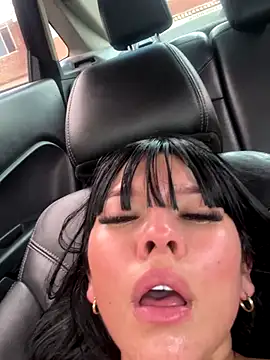 BrendaCrean live sex cam