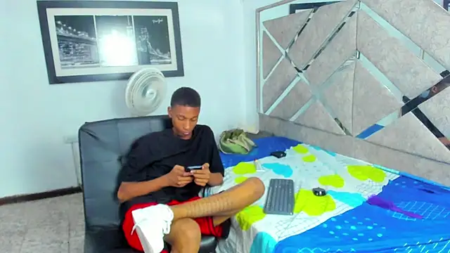 EvaxEmma's Stripchat show and profile