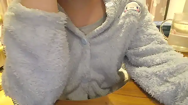 arena1357's Stripchat show and profile