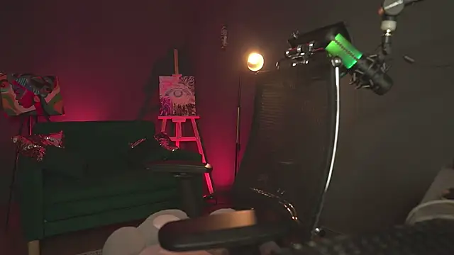 mirawair's Stripchat show and profile