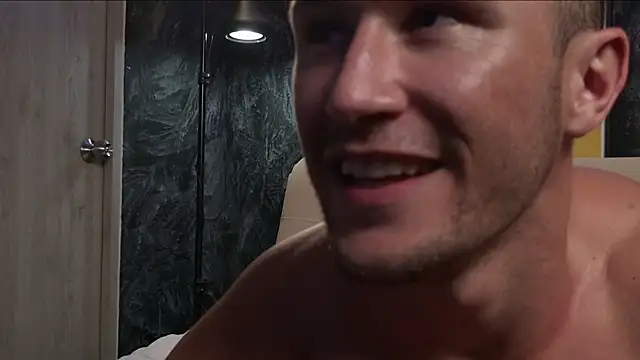 AxelFairchaild live sex cam