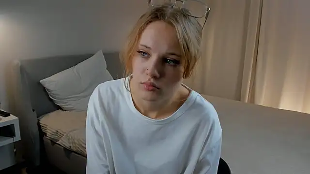 LilianGlenna live sex cam