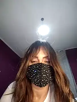 Akemi_rossi live sex cam