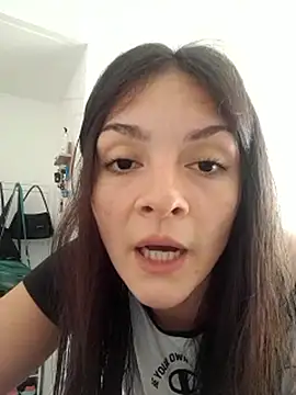 Danielaeliana live sex cam