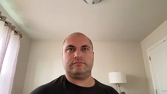 SluggishChase99's Stripchat show and profile