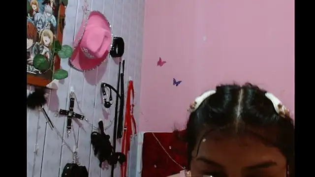 Emiily_Johamson live sex cam