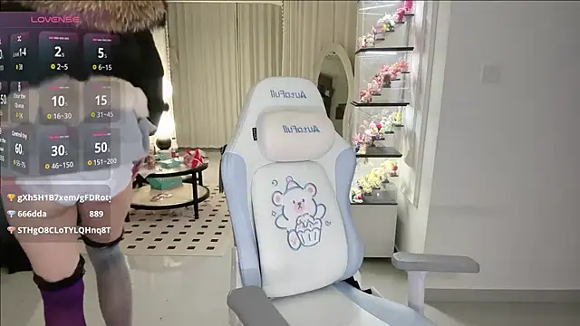 Xiaoxue_L live sex cam