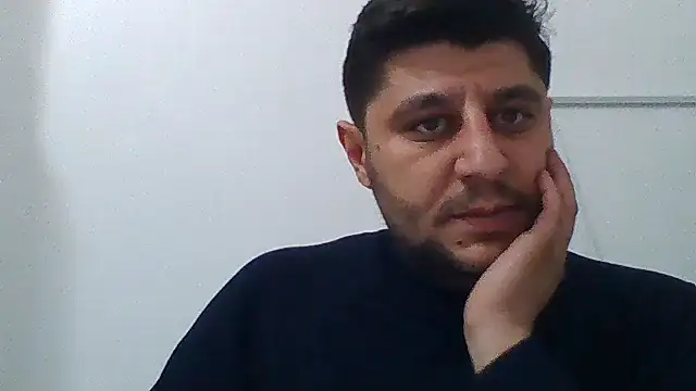 erkekkkadam's Stripchat show and profile