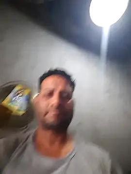 hecwil8's Stripchat show and profile