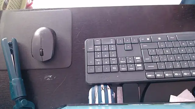 ana_milf's Stripchat show and profile