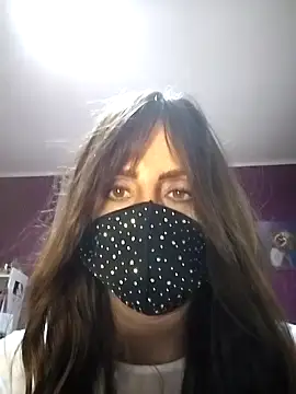 Akemi_rossi live sex cam