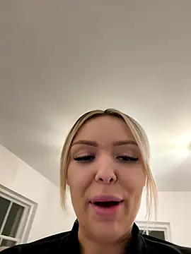 lolableux live sex cam