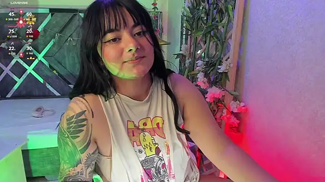 EternaAura live sex cam