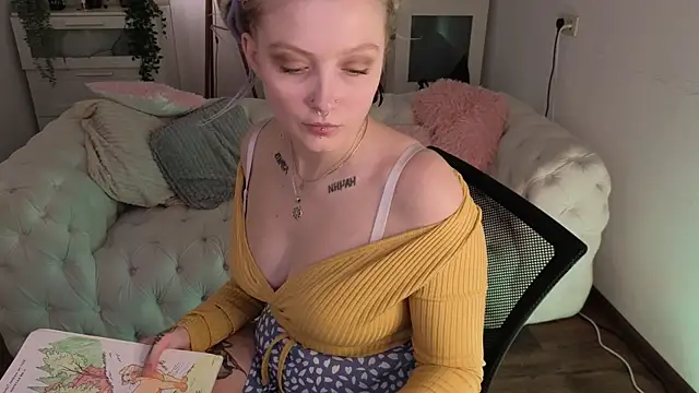 Kiki_shay live sex cam