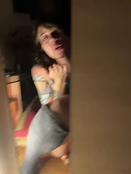 BroadFantasy live sex cam