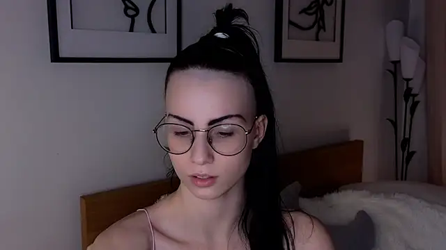 ArlineJanik live sex cam