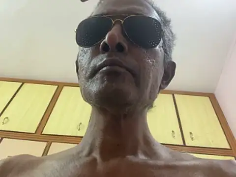 Lookin4Kinky_Partner live sex cam