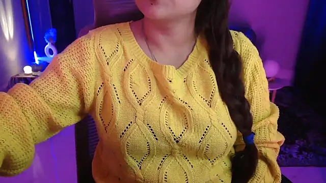 Mitikaa live sex cam